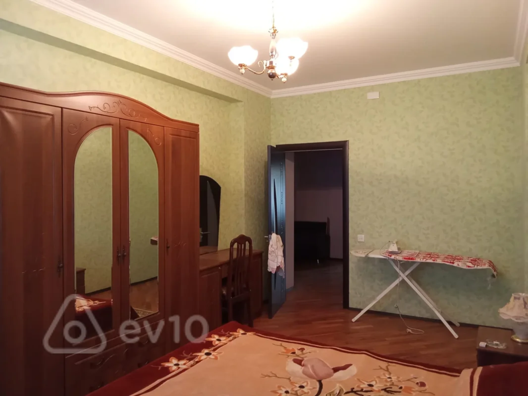 Kirayə verilir 2 otaqlı yeni tikili 110 m²