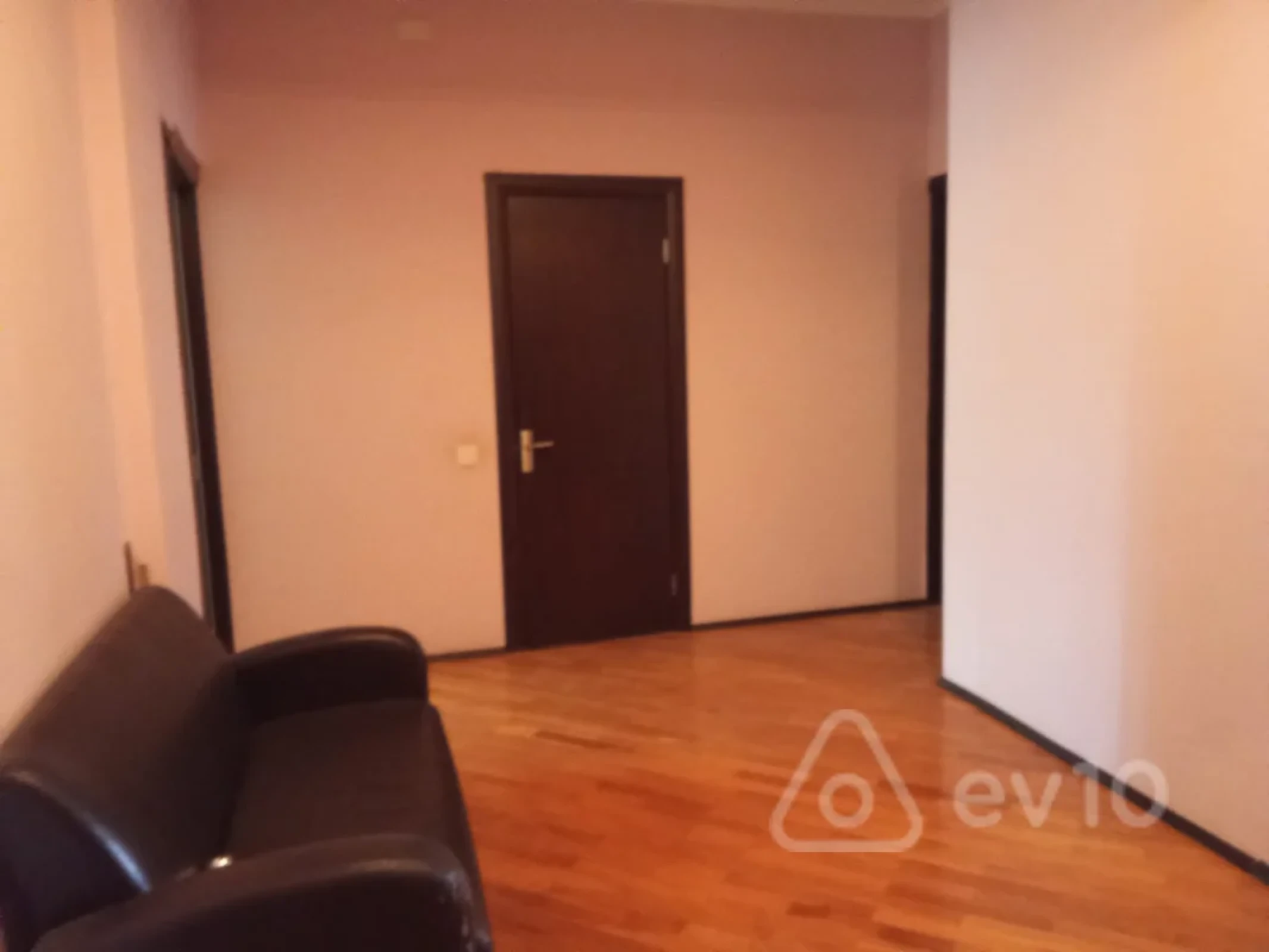 Kirayə verilir 2 otaqlı yeni tikili 110 m²