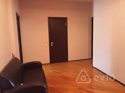 Kirayə verilir 2 otaqlı yeni tikili 110 m²