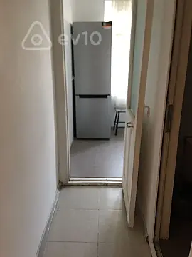 Satılır 1 otaqlı köhnə tikili 30 m²