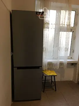 Satılır 1 otaqlı köhnə tikili 30 m²