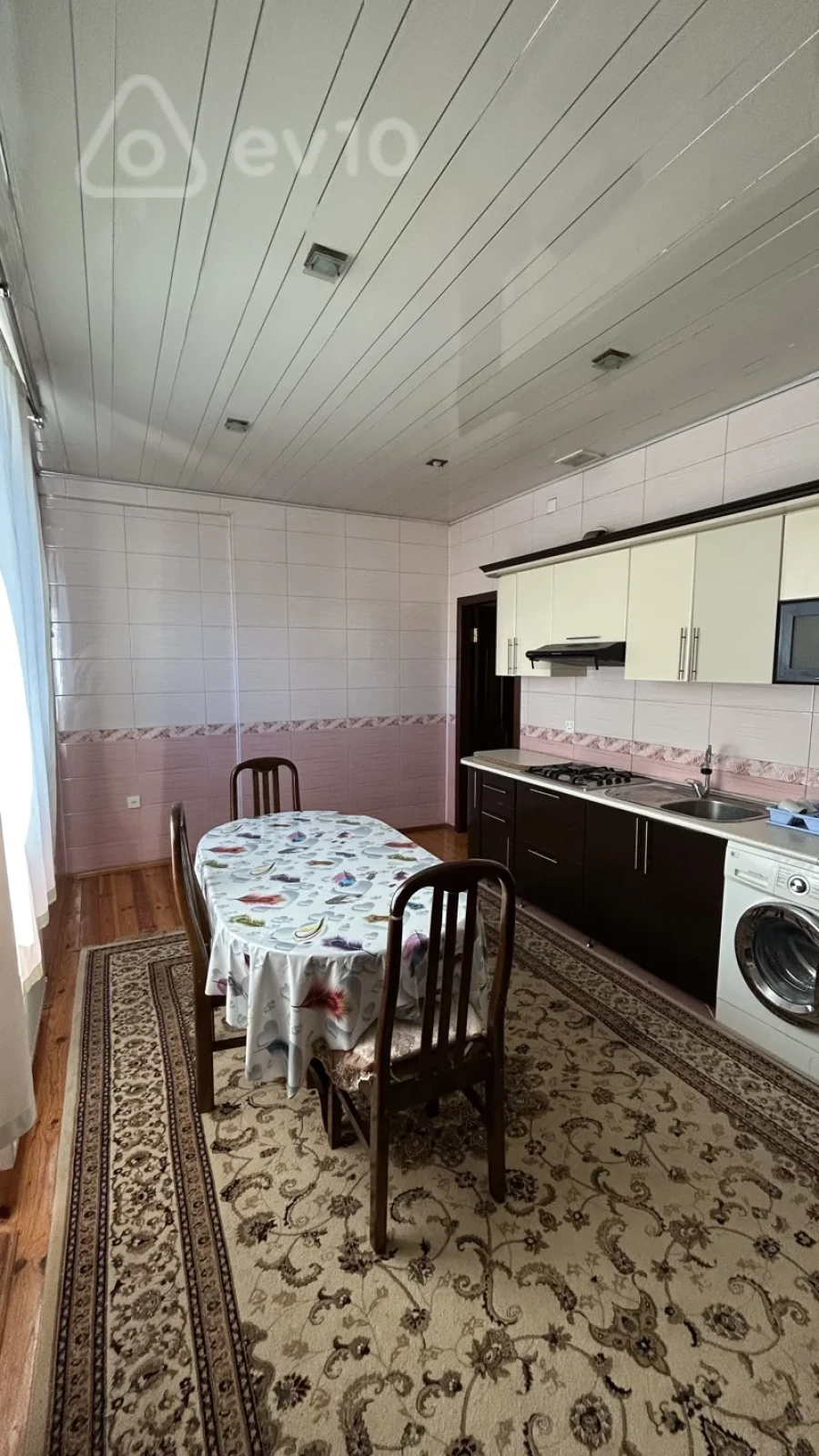 Kirayə verilir 2 otaqlı yeni tikili 85 m²