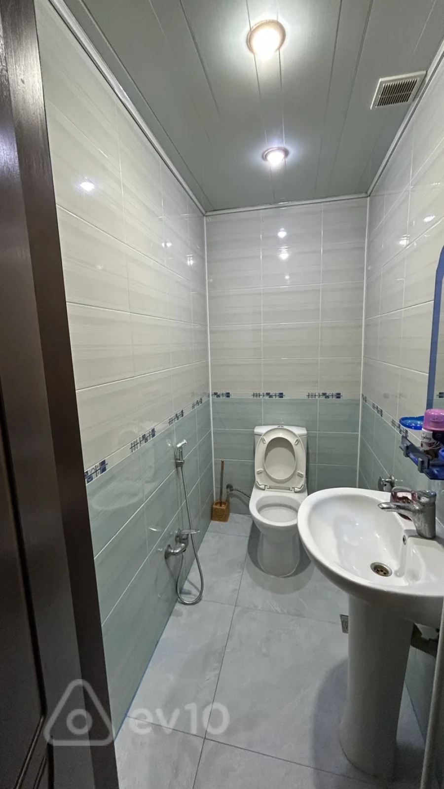 Kirayə verilir 2 otaqlı yeni tikili 85 m²