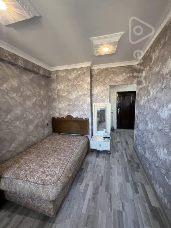 Kirayə verilir 2 otaqlı yeni tikili 45 m²