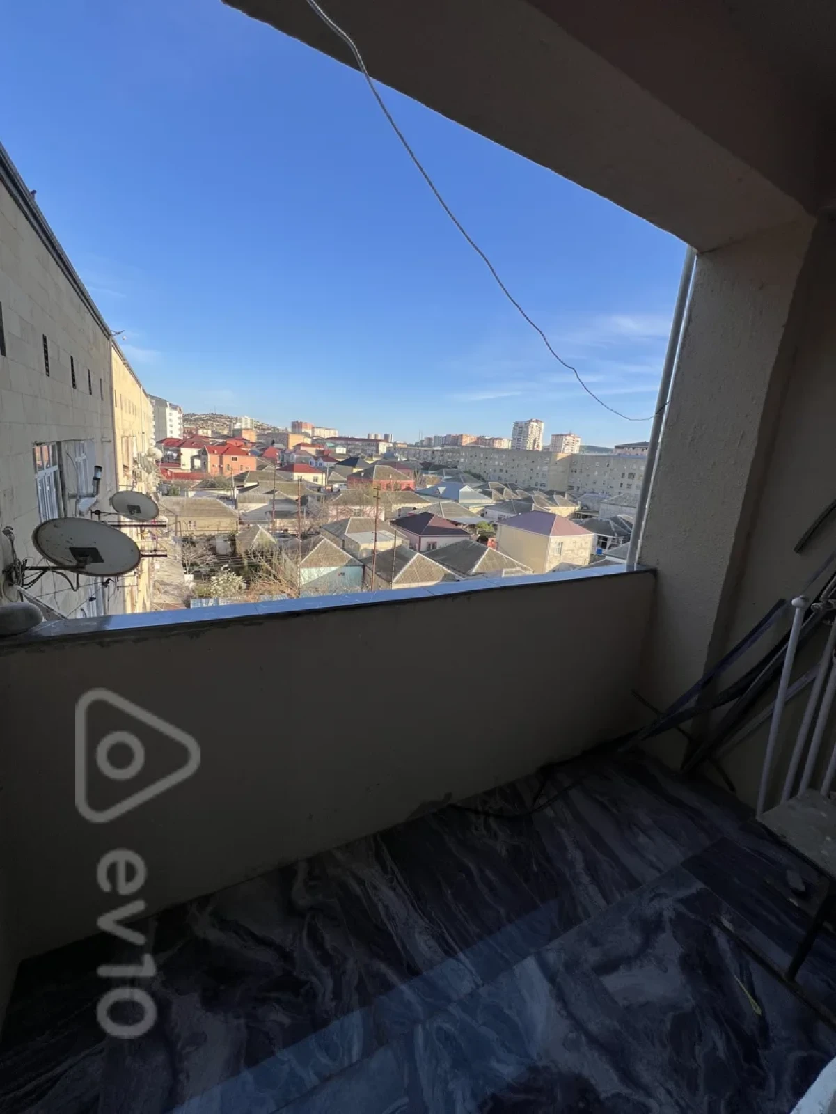Kirayə verilir 2 otaqlı yeni tikili 45 m²