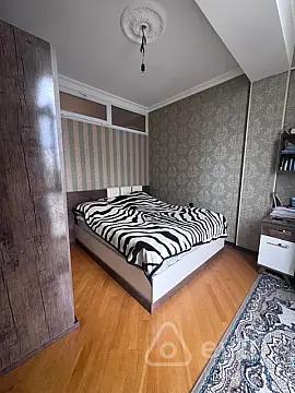 Kirayə verilir 3 otaqlı yeni tikili 120 m²