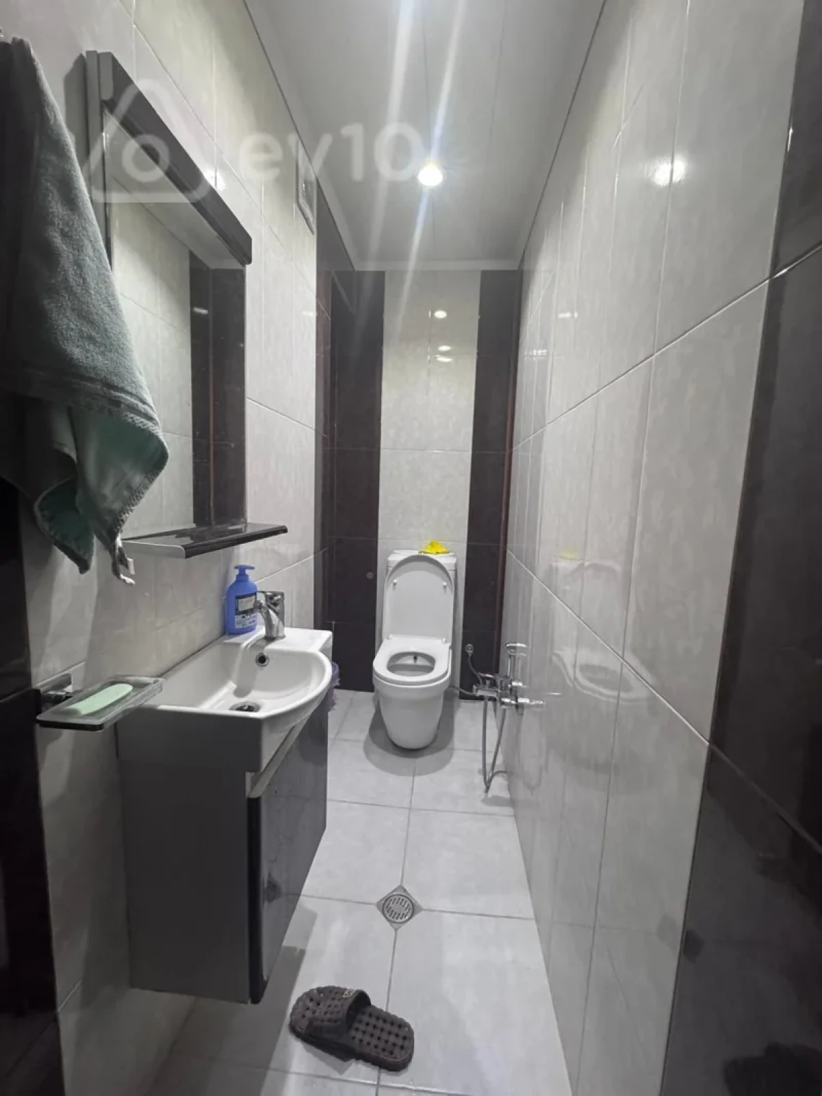 Kirayə verilir 3 otaqlı yeni tikili 120 m²