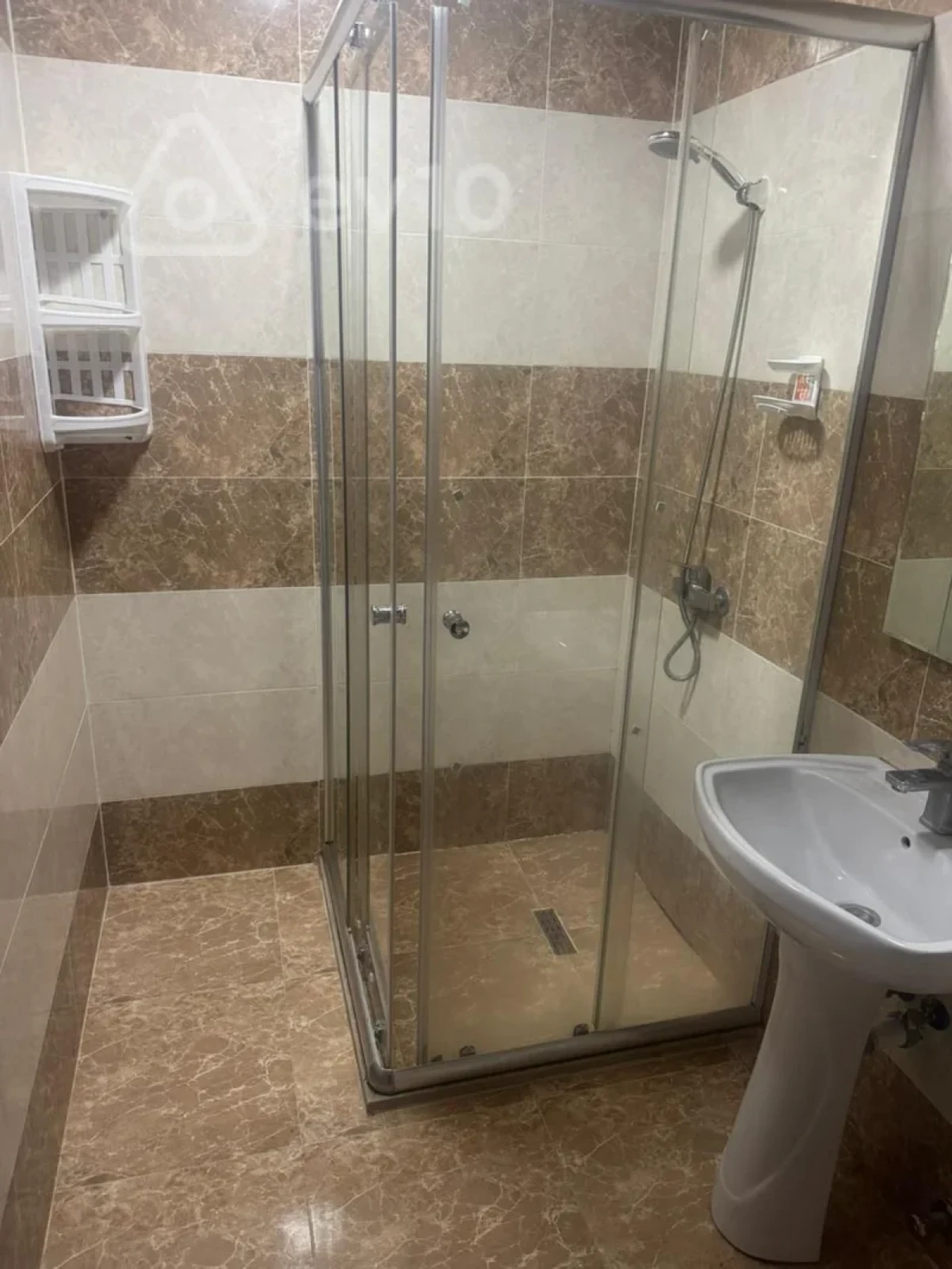 Kirayə verilir 2 otaqlı yeni tikili 45 m²