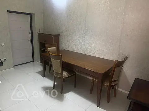 Kirayə verilir 2 otaqlı yeni tikili 45 m²