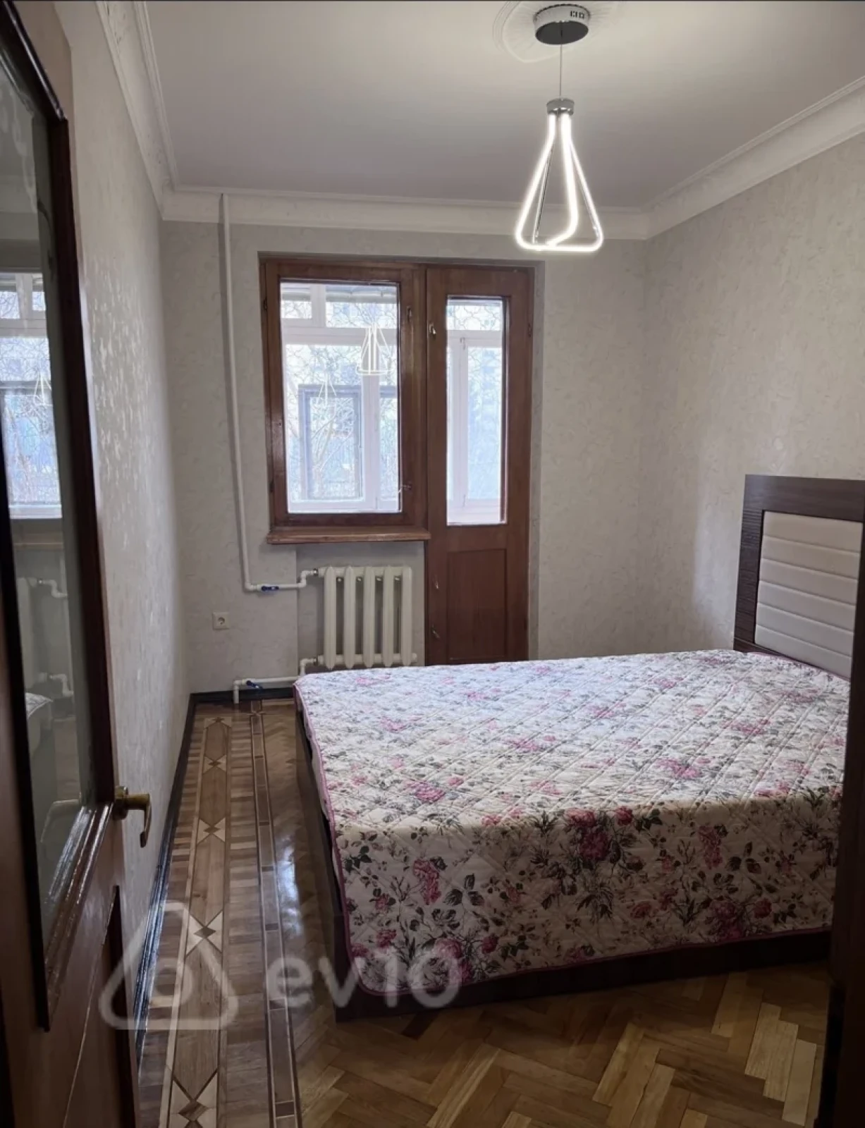 Kirayə verilir 3 otaqlı köhnə tikili 100 m²