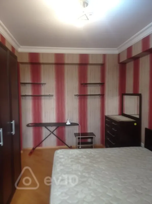 Kirayə verilir 1 otaqlı yeni tikili 75 m²