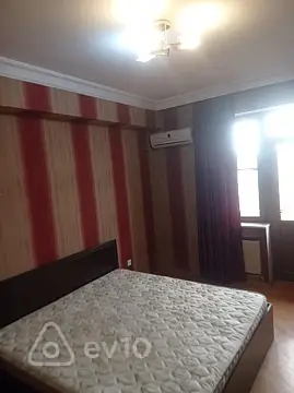 Kirayə verilir 1 otaqlı yeni tikili 75 m²