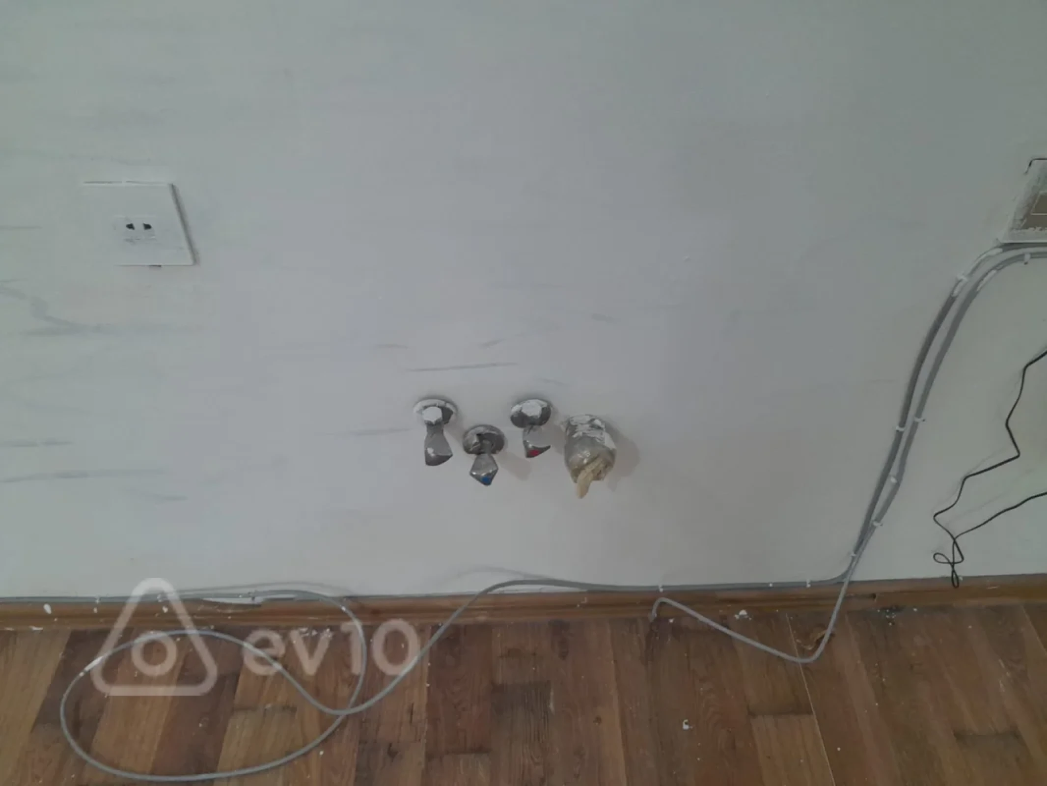 Kirayə verilir mənzil 60 m²