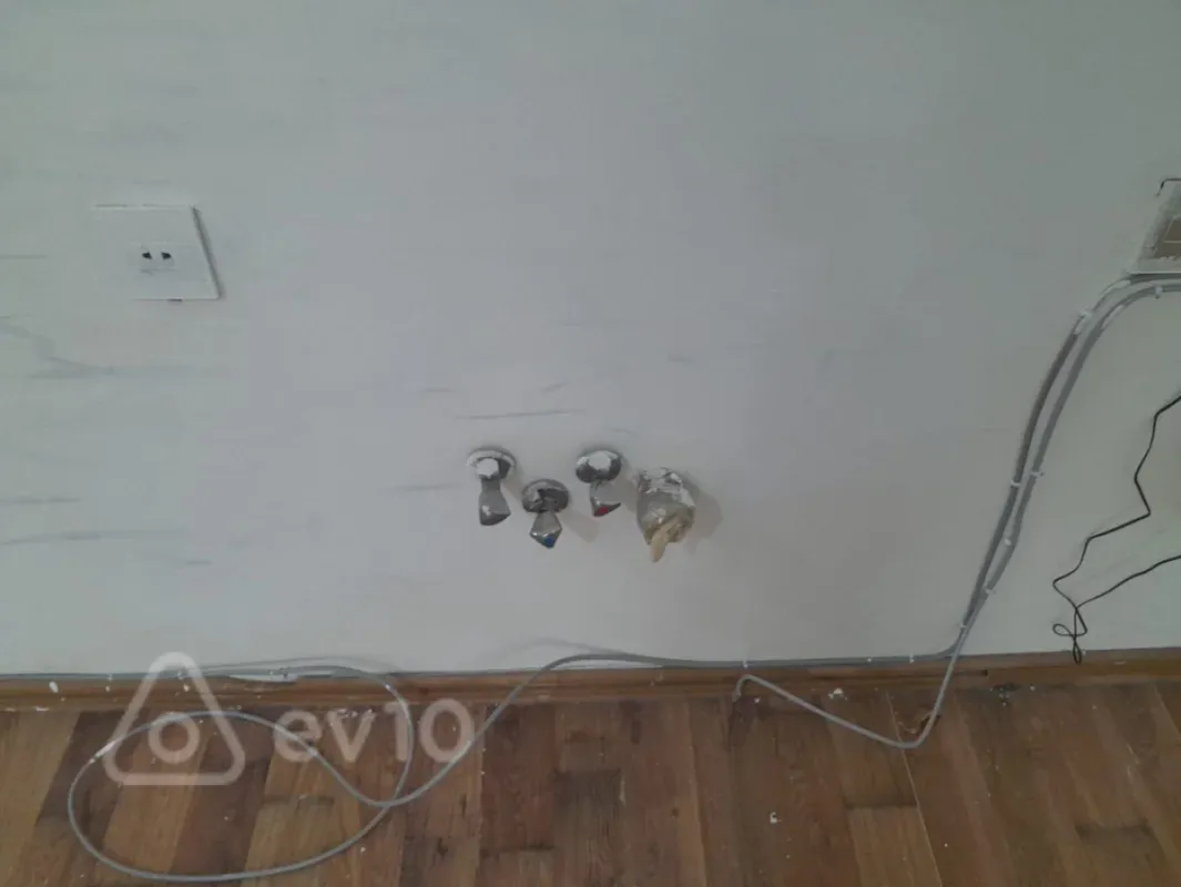 Kirayə verilir mənzil 60 m²