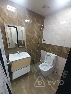 Kirayə verilir mənzil 60 m²