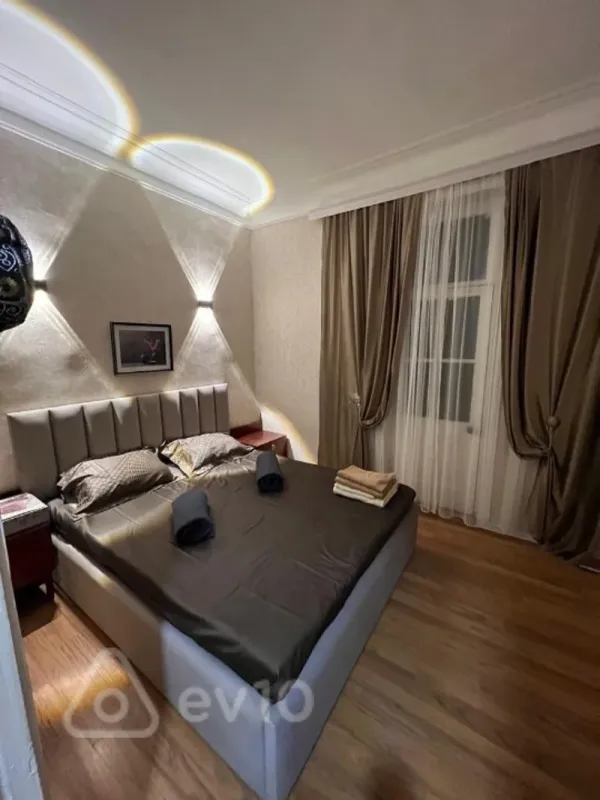Kirayə verilir 3 otaqlı köhnə tikili 60 m²