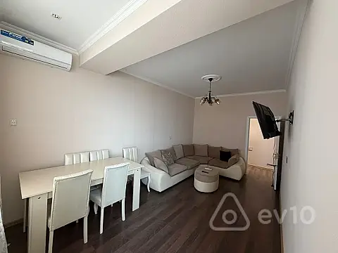 Kirayə verilir 2 otaqlı yeni tikili 60 m²