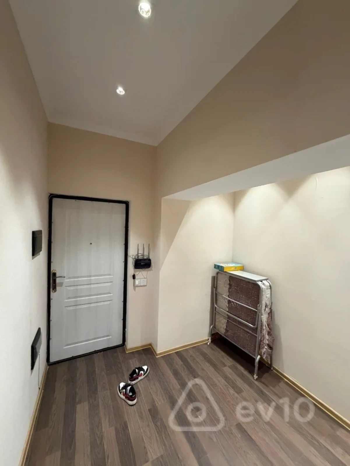 Kirayə verilir 2 otaqlı yeni tikili 60 m²