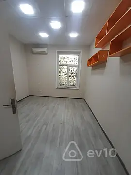 Kirayə verilir mənzil 100 m²