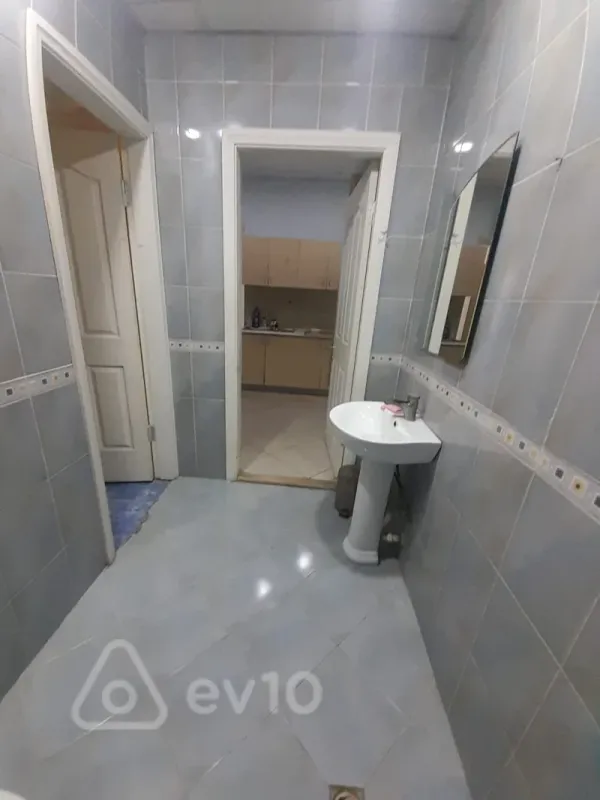 Kirayə verilir mənzil 100 m²