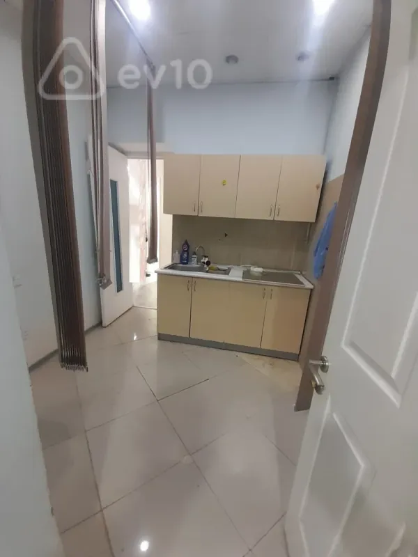 Kirayə verilir mənzil 100 m²