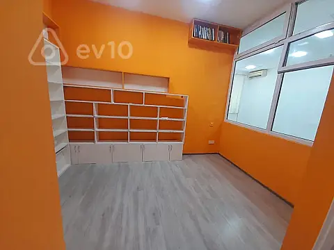 Kirayə verilir mənzil 100 m²