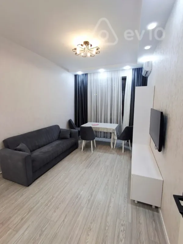 Kirayə verilir 2 otaqlı yeni tikili 57 m²
