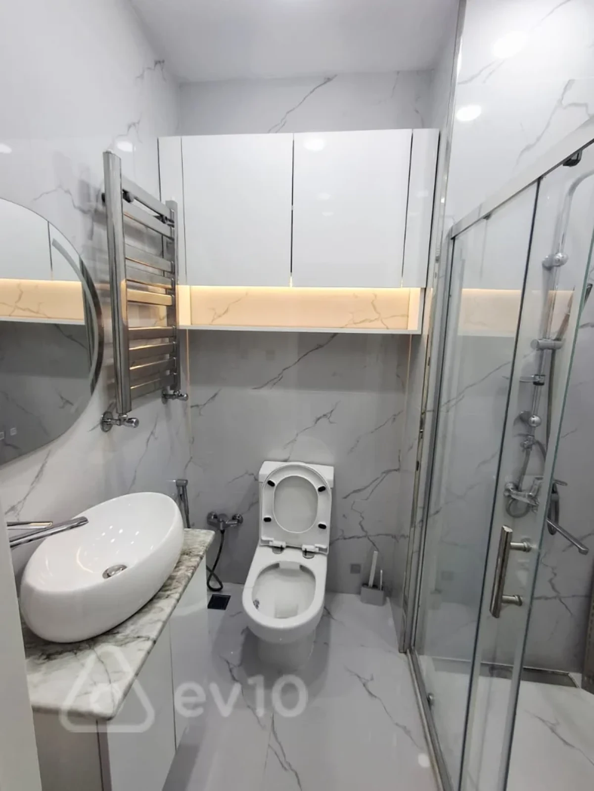 Kirayə verilir 2 otaqlı yeni tikili 57 m²