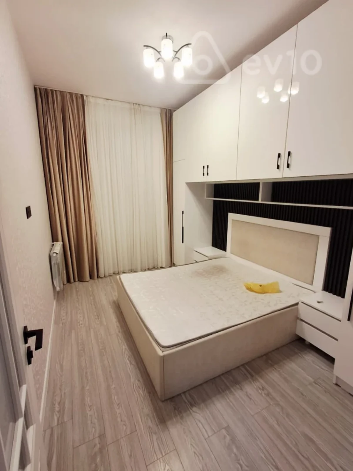 Kirayə verilir 2 otaqlı yeni tikili 57 m²