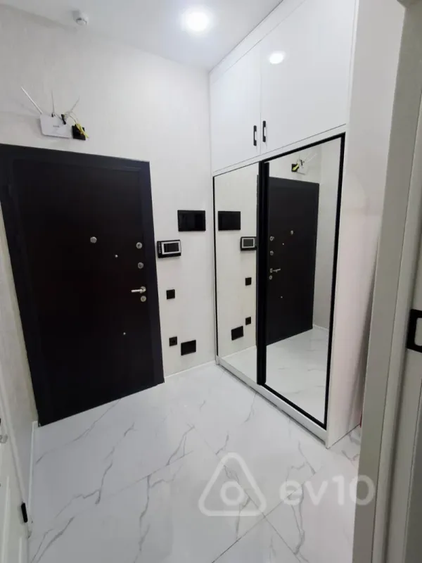 Kirayə verilir 2 otaqlı yeni tikili 57 m²