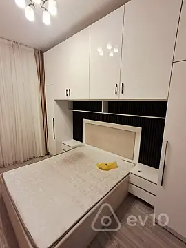 Kirayə verilir 2 otaqlı yeni tikili 57 m²