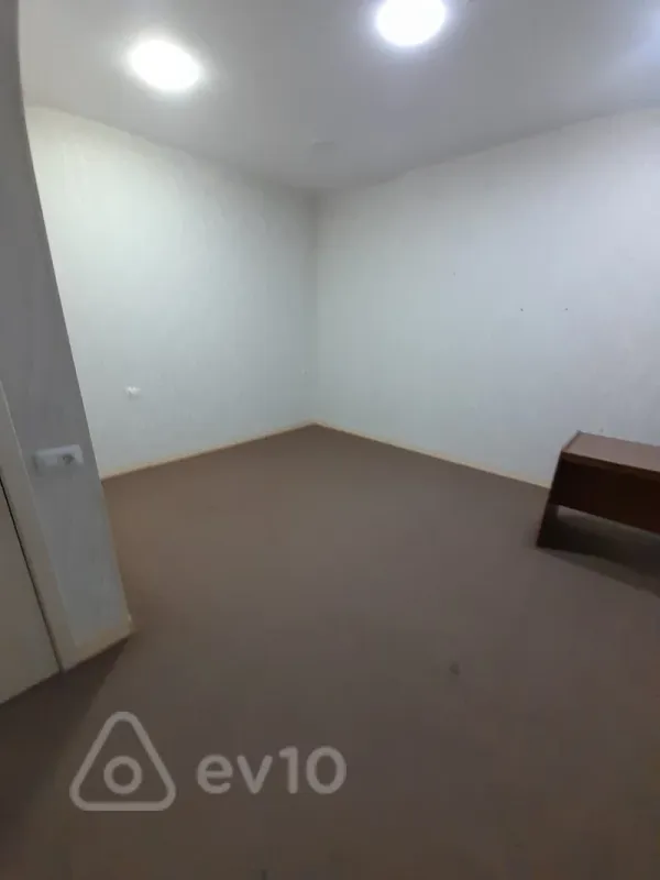 Kirayə verilir mənzil 17 m²