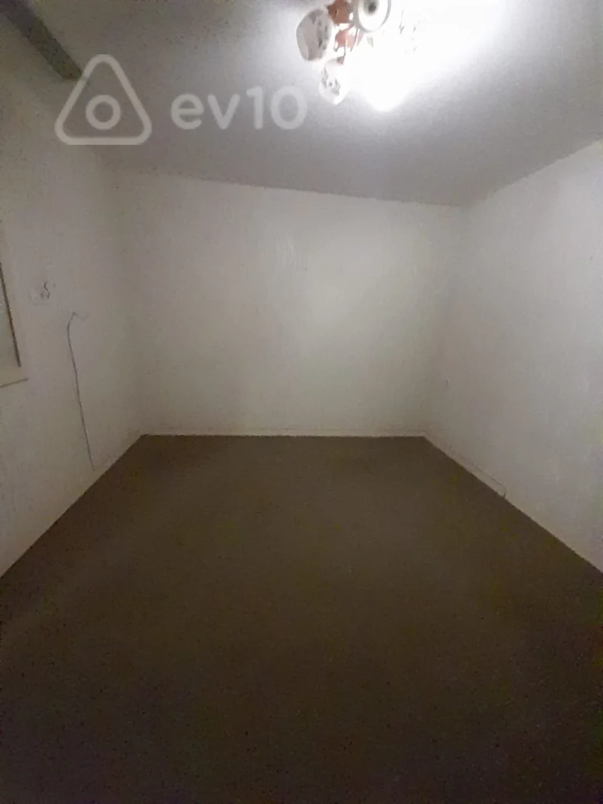 Kirayə verilir mənzil 17 m²