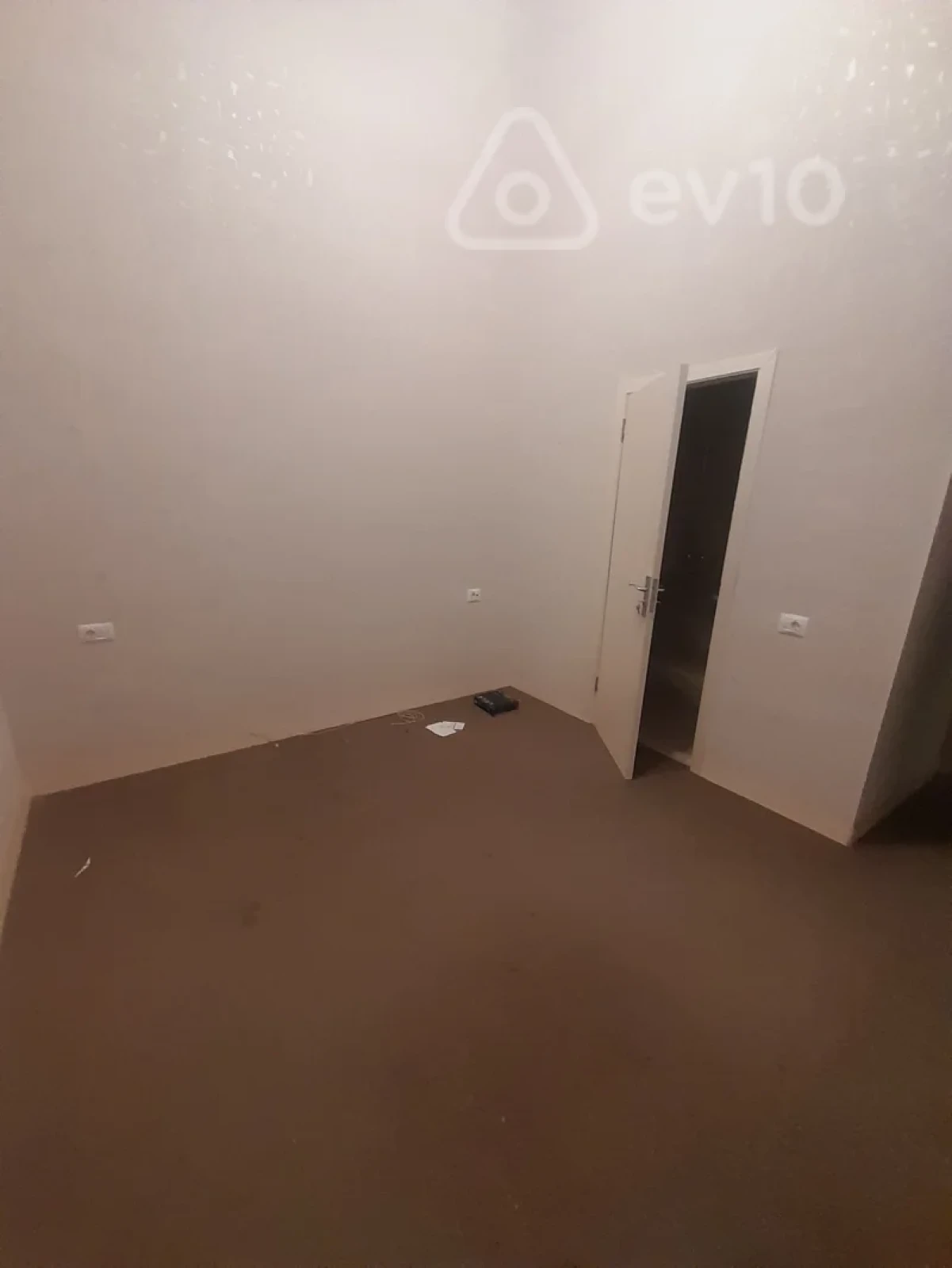 Kirayə verilir mənzil 17 m²