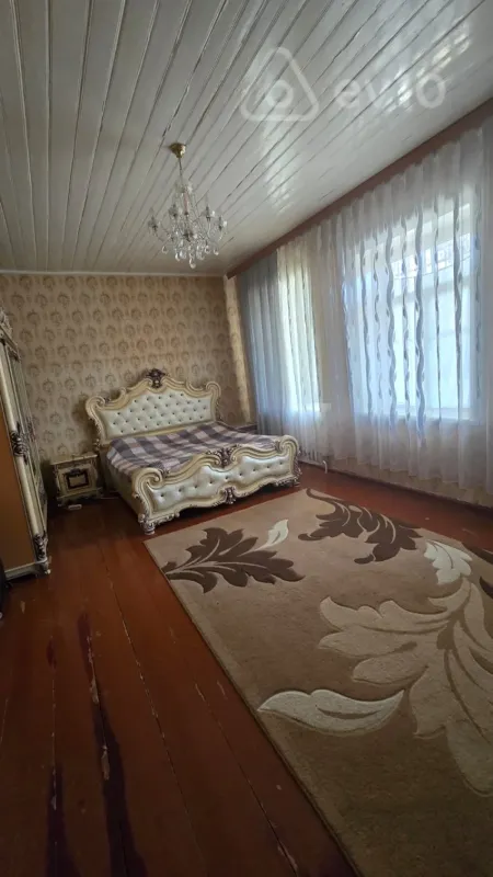 Kirayə verilir 4 otaqlı həyət evi 510 m²