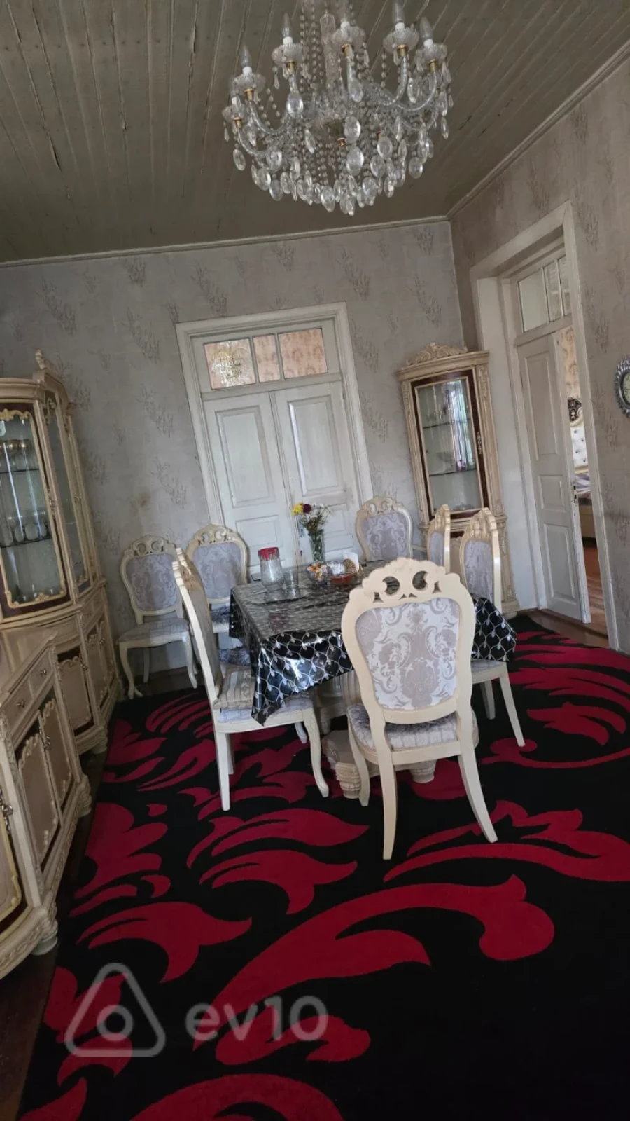 Kirayə verilir 4 otaqlı həyət evi 510 m²