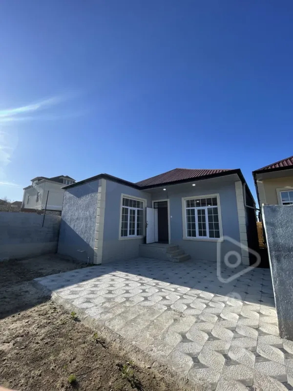 Satılır 4 otaqlı həyət evi 100 m²