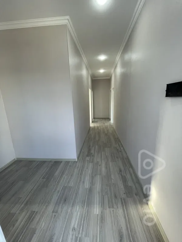 Satılır 4 otaqlı həyət evi 100 m²