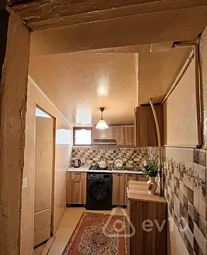 Kirayə verilir 4 otaqlı köhnə tikili 89.7 m² — Bakı, Səbail 4 otaq 89.70 m²