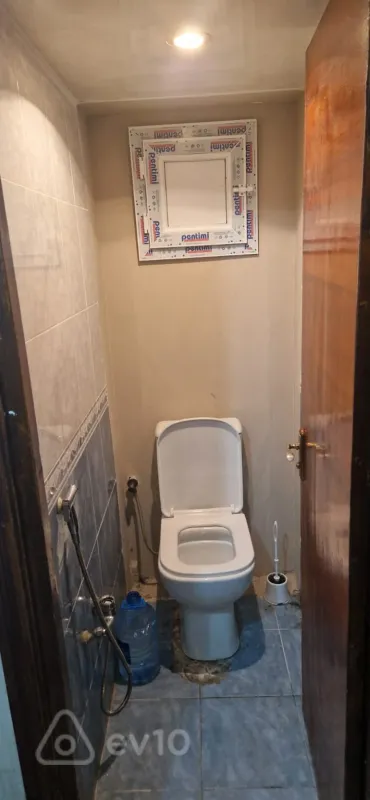 Kirayə verilir 2 otaqlı köhnə tikili 70 m²