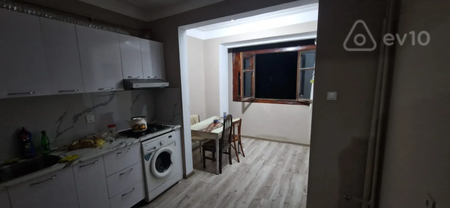 Kirayə verilir 2 otaqlı köhnə tikili 70 m²