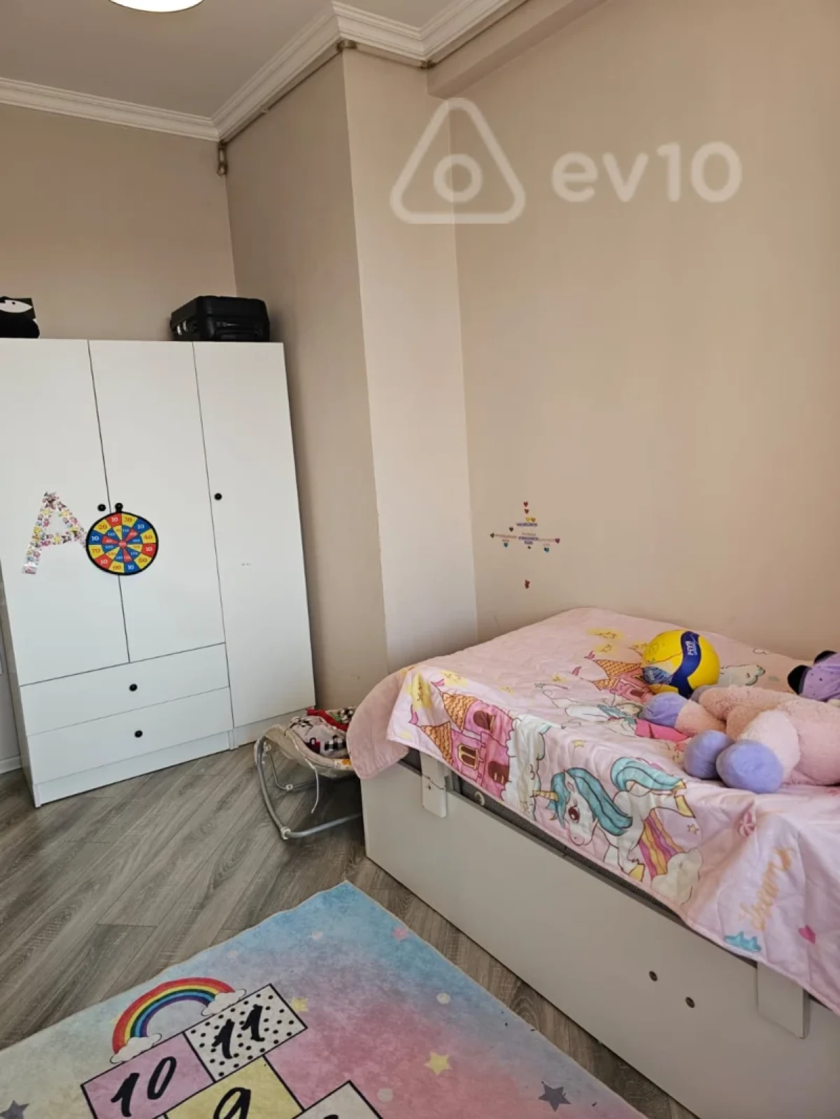 Satılır 3 otaqlı yeni tikili 70 m²