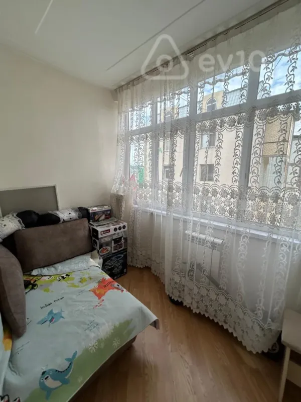 Satılır 3 otaqlı yeni tikili 72 m²