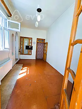 Satılır 4 otaqlı həyət evi 100 m²