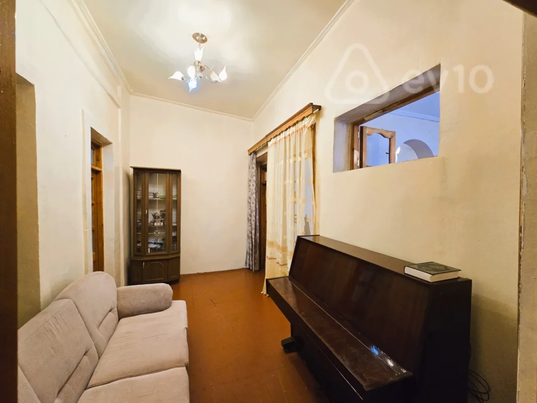 Satılır 4 otaqlı həyət evi 100 m²