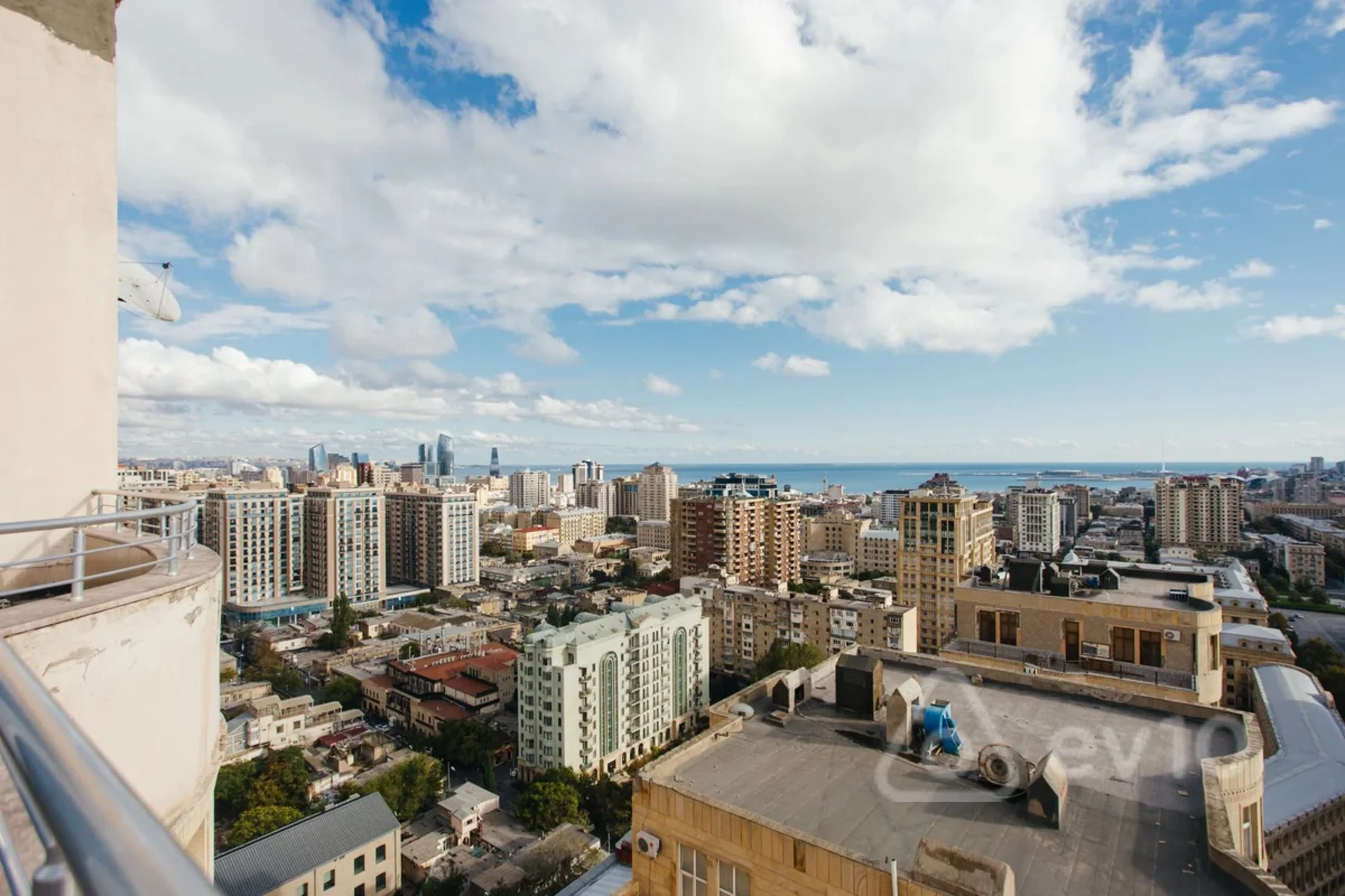 Kirayə verilir 3 otaqlı yeni tikili 167 m²