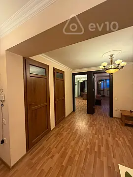 Kirayə verilir 3 otaqlı ofis 80 m²