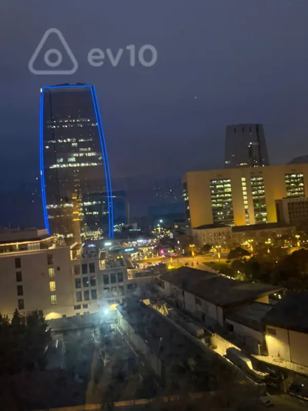 Kirayə verilir 3 otaqlı ofis 80 m²