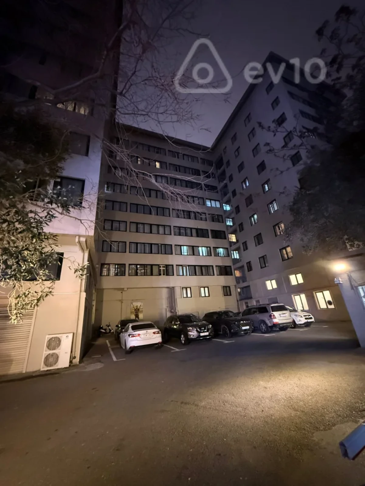 Kirayə verilir 3 otaqlı ofis 80 m²