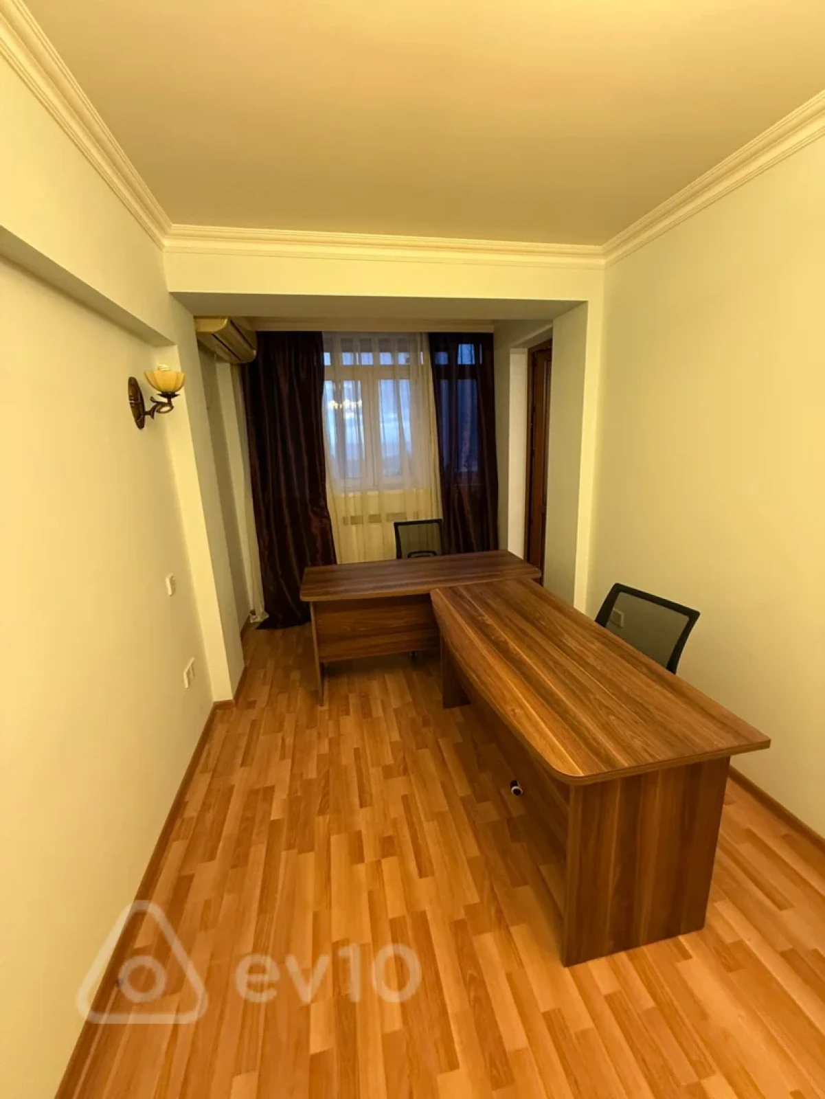 Kirayə verilir 3 otaqlı ofis 80 m²